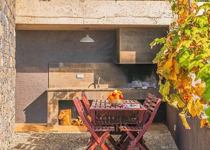 Fig Tree Villa Prazeres